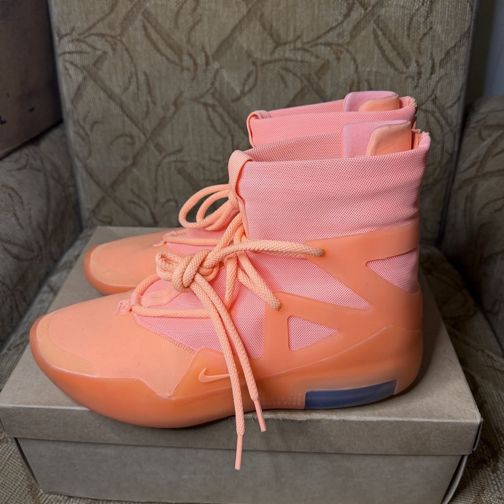 Nike Air Fear Of God 1 Orange Pulse Size 9.5 Mens‎ AR4237-800 No box